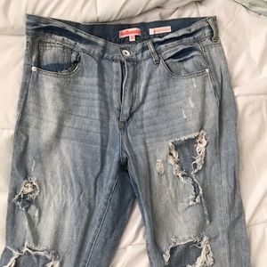 2/$25 Dollhouse boyfriend jeans